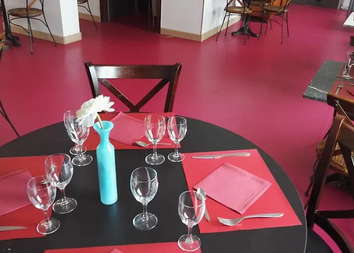 Hotel Le Ponant Pradelles