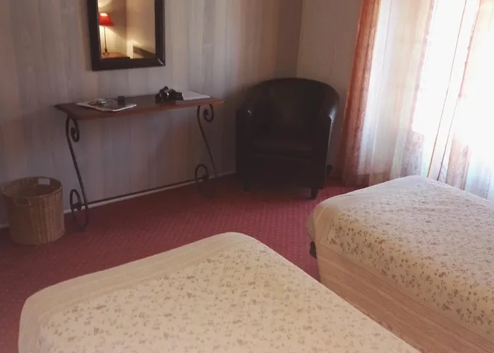 Hotel Le Ponant Pradelles